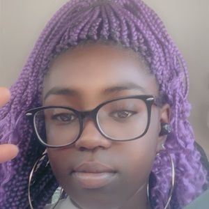 Meet your Posher, Deanna